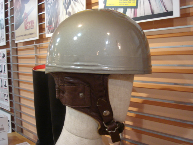 Vintage Everoak Racemaster Helmetについて: D.Lewis