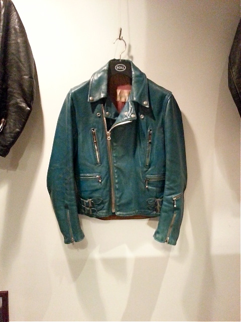 2つのTurquoise color.: D.Lewis 2つのTurquoise color.: D.Lewis