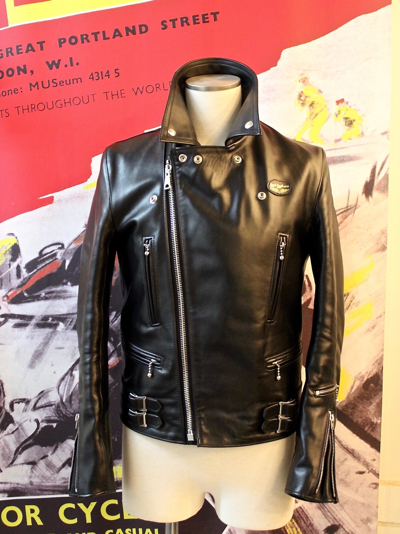 Lewis Leathers Lightning 391 レギュラーフィット 32インチ